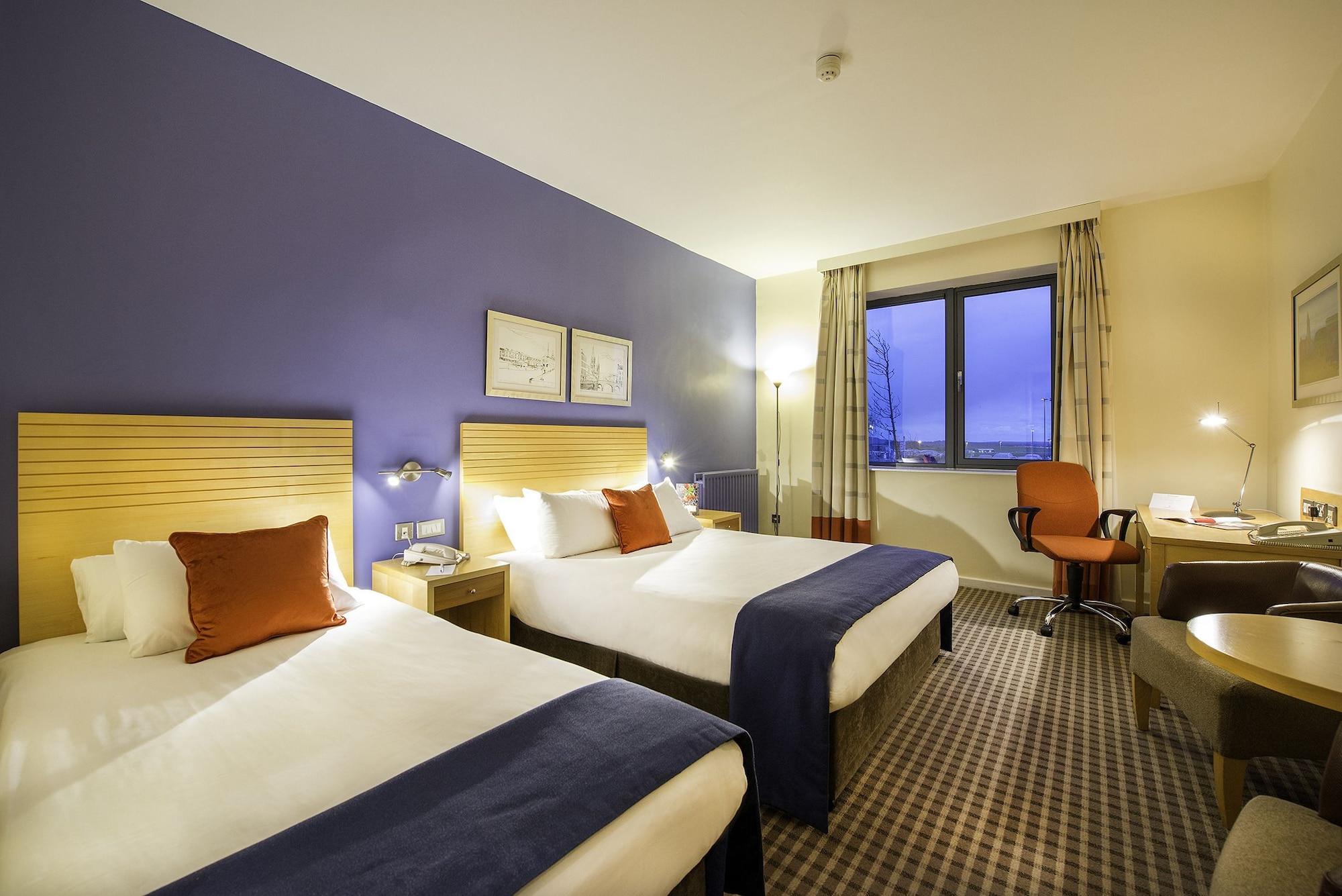 Cork Airport Hotel Экстерьер фото