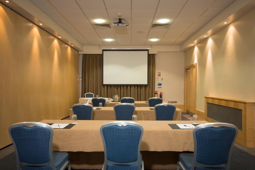Cork Airport Hotel Экстерьер фото