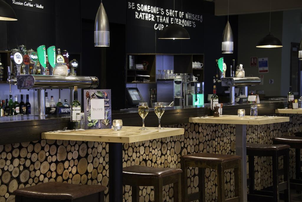 Cork Airport Hotel Экстерьер фото