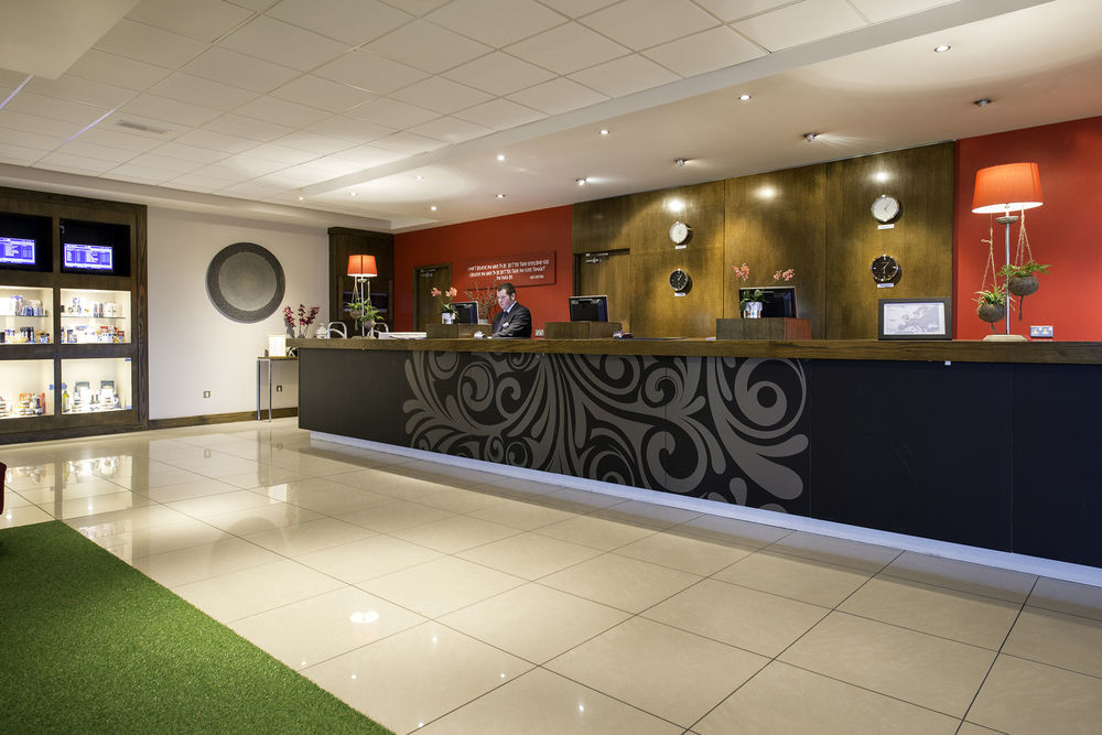 Cork Airport Hotel Экстерьер фото