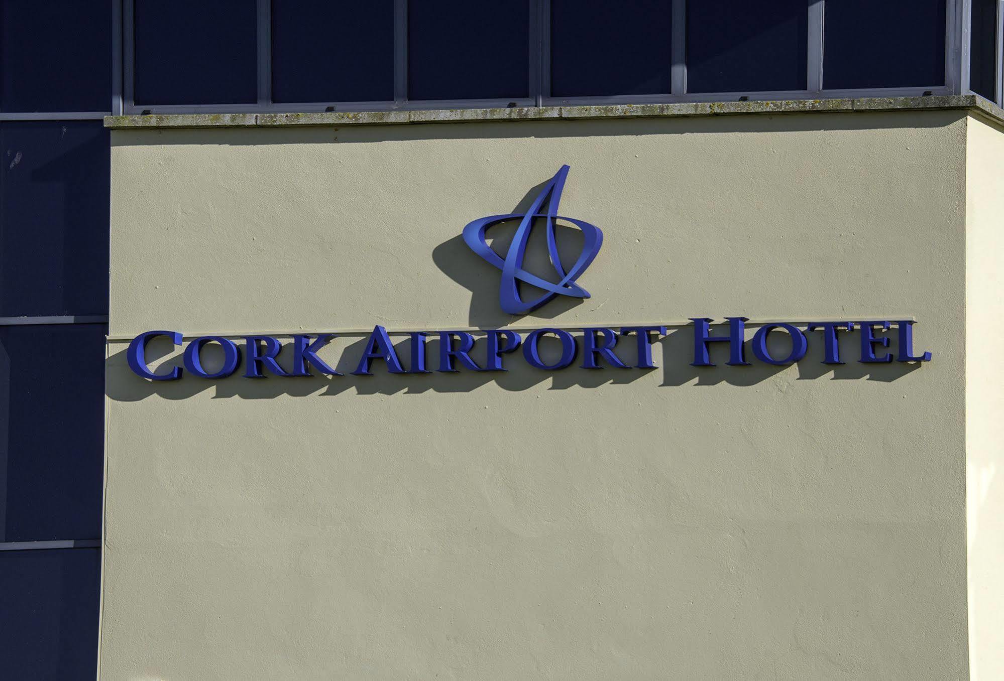 Cork Airport Hotel Экстерьер фото