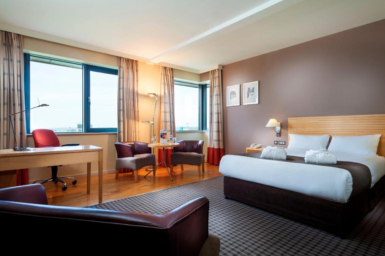 Cork Airport Hotel Экстерьер фото